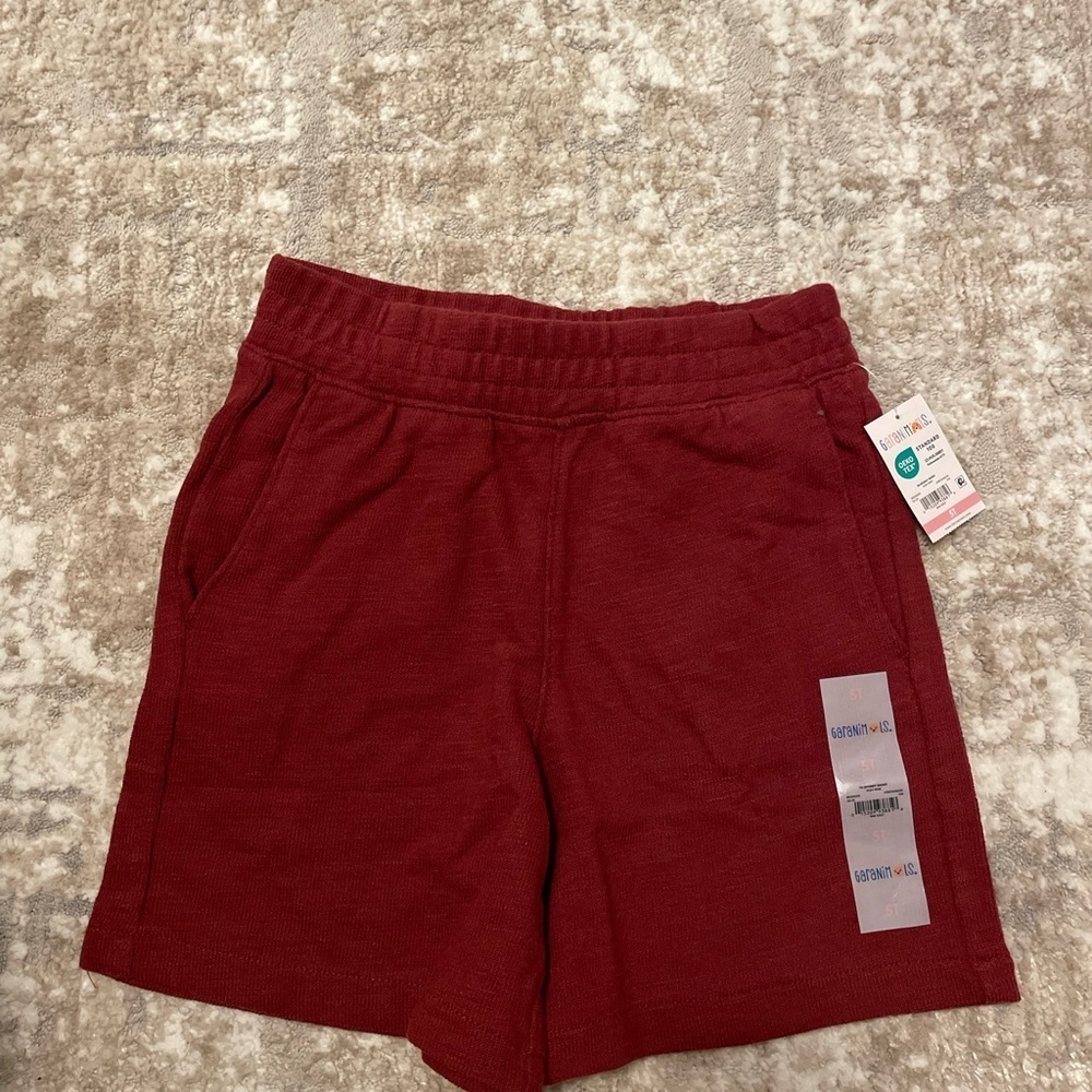 Garanimals Spongy Short Boys' Ruby Wine Shorts size 5T-NWT